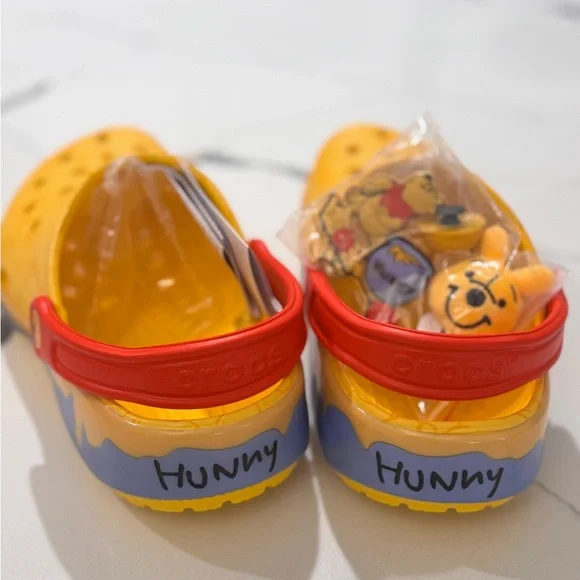 CROCS Women Winnie the Pooh Clog with Charms - Picture 6 of 7